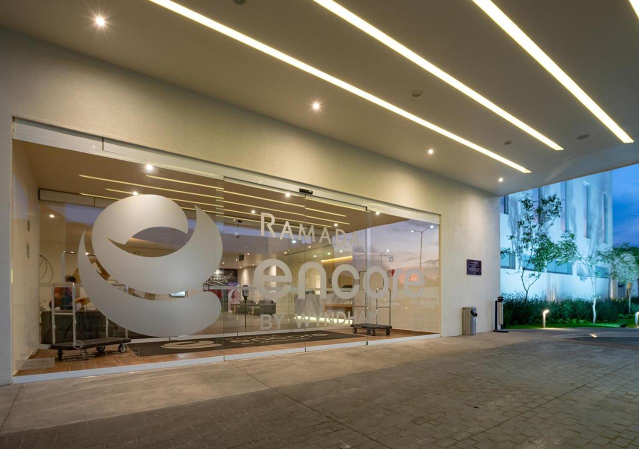 Ramada Encore By Wyndham Guadalajara Aeropuerto Las Pintas Eksteriør billede