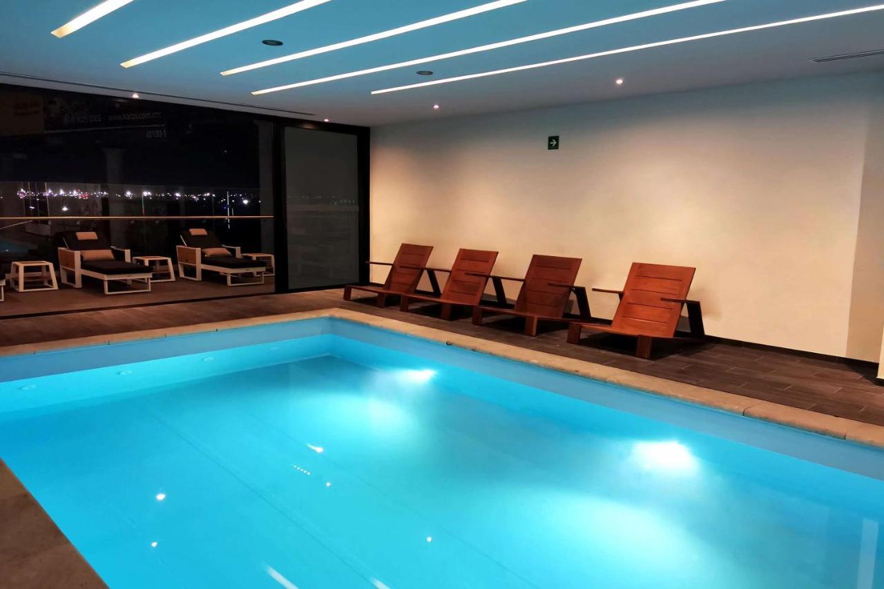 Ramada Encore By Wyndham Guadalajara Aeropuerto Las Pintas Eksteriør billede