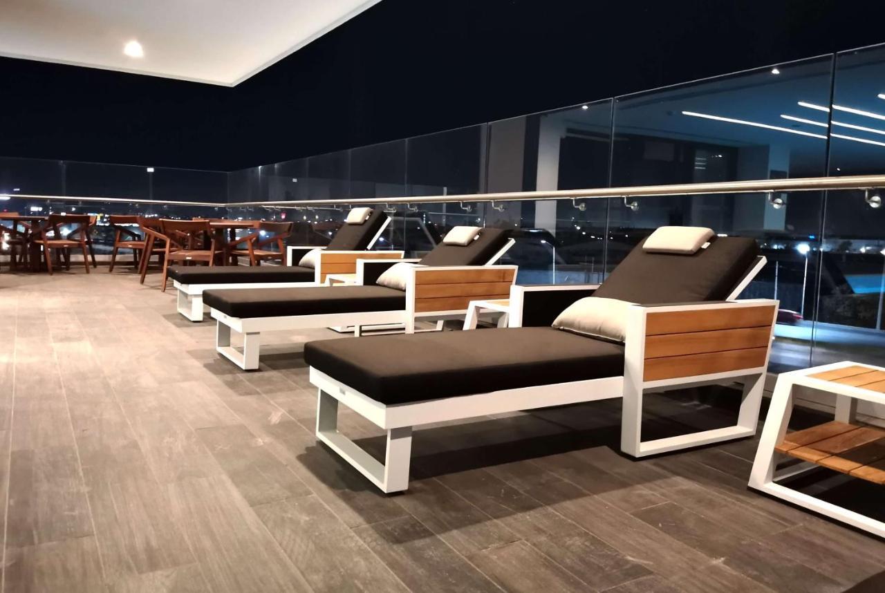 Ramada Encore By Wyndham Guadalajara Aeropuerto Las Pintas Eksteriør billede