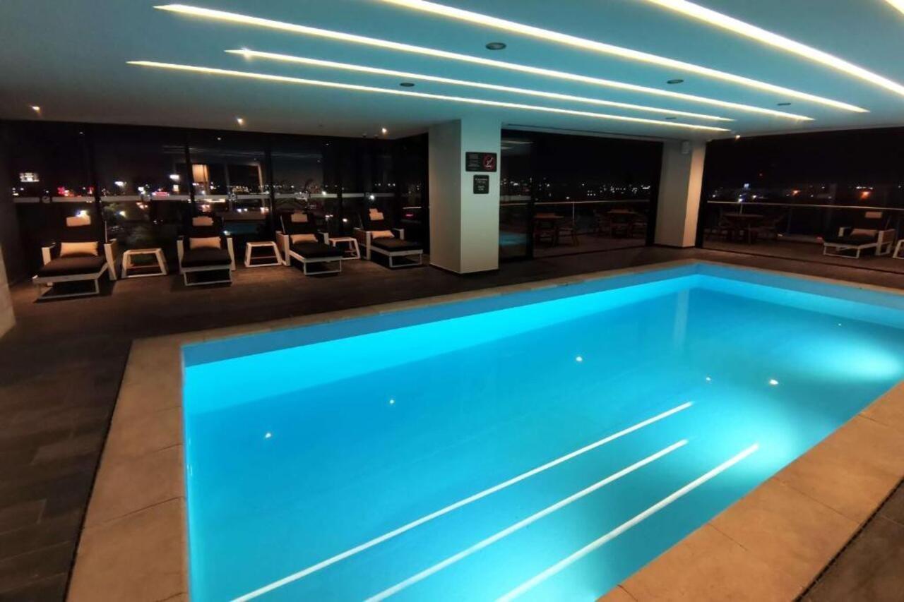 Ramada Encore By Wyndham Guadalajara Aeropuerto Las Pintas Eksteriør billede