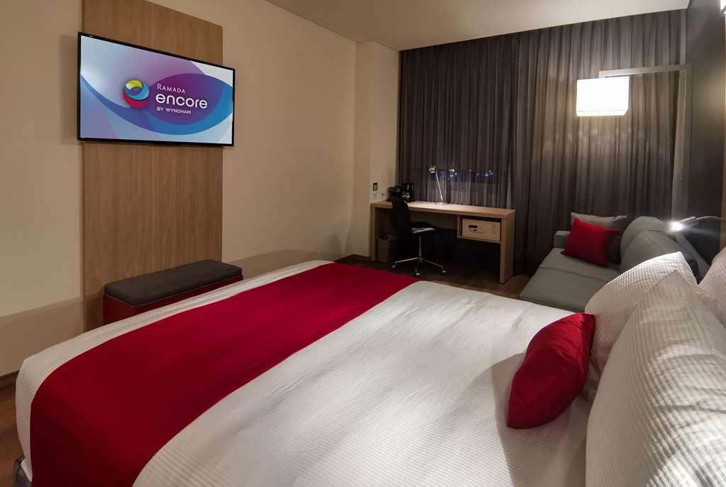 Ramada Encore By Wyndham Guadalajara Aeropuerto Las Pintas Værelse billede