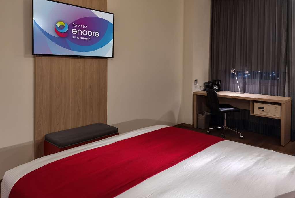 Ramada Encore By Wyndham Guadalajara Aeropuerto Las Pintas Værelse billede